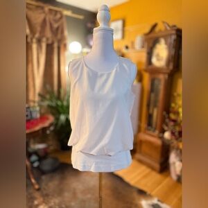 Cabi layered sleeveless blouse S